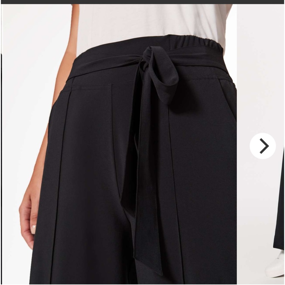 Lululemon Noir Pant
Black - Picture 4 of 16